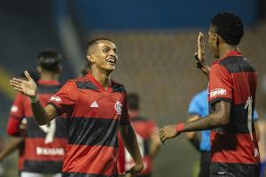 开云首页入口-记者：罗马对韦斯利报价提高到2500万欧＋500万欧奖金，在等回复