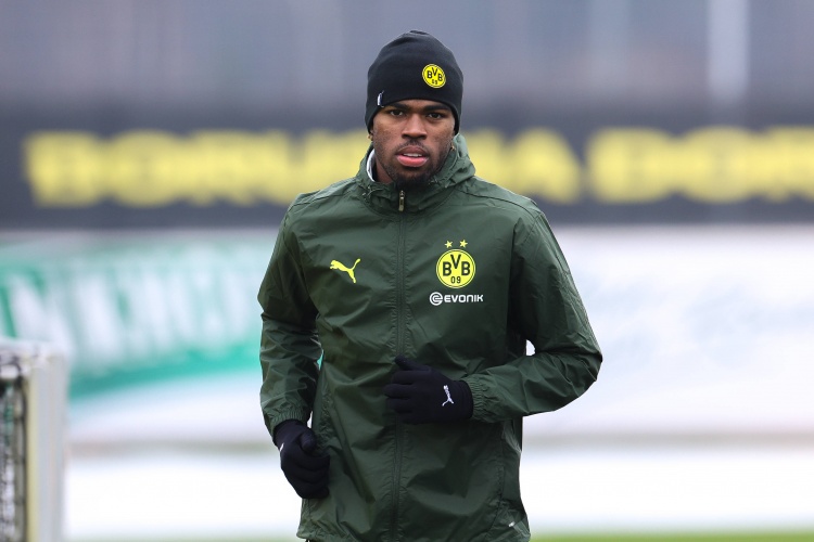 开云官网首页-记者：楚克乌梅卡即将2000万欧转会多特，安塞尔米诺租借加盟