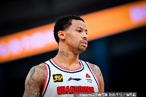 开云首页入口-媒体人：下一场伯克是不能少的 打不了也不能孤注一掷地用张文逸